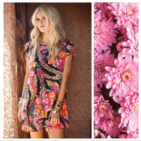 Show Me Your MuMu Dresses & Skirts - Show Me Your MuMu Floral Zozi Babydoll Dress Small